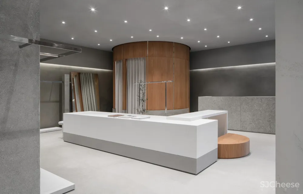 首发 | LABOTORY 里次斯基的建构主义表达: 韩国 The Ilma 服装品牌旗舰店