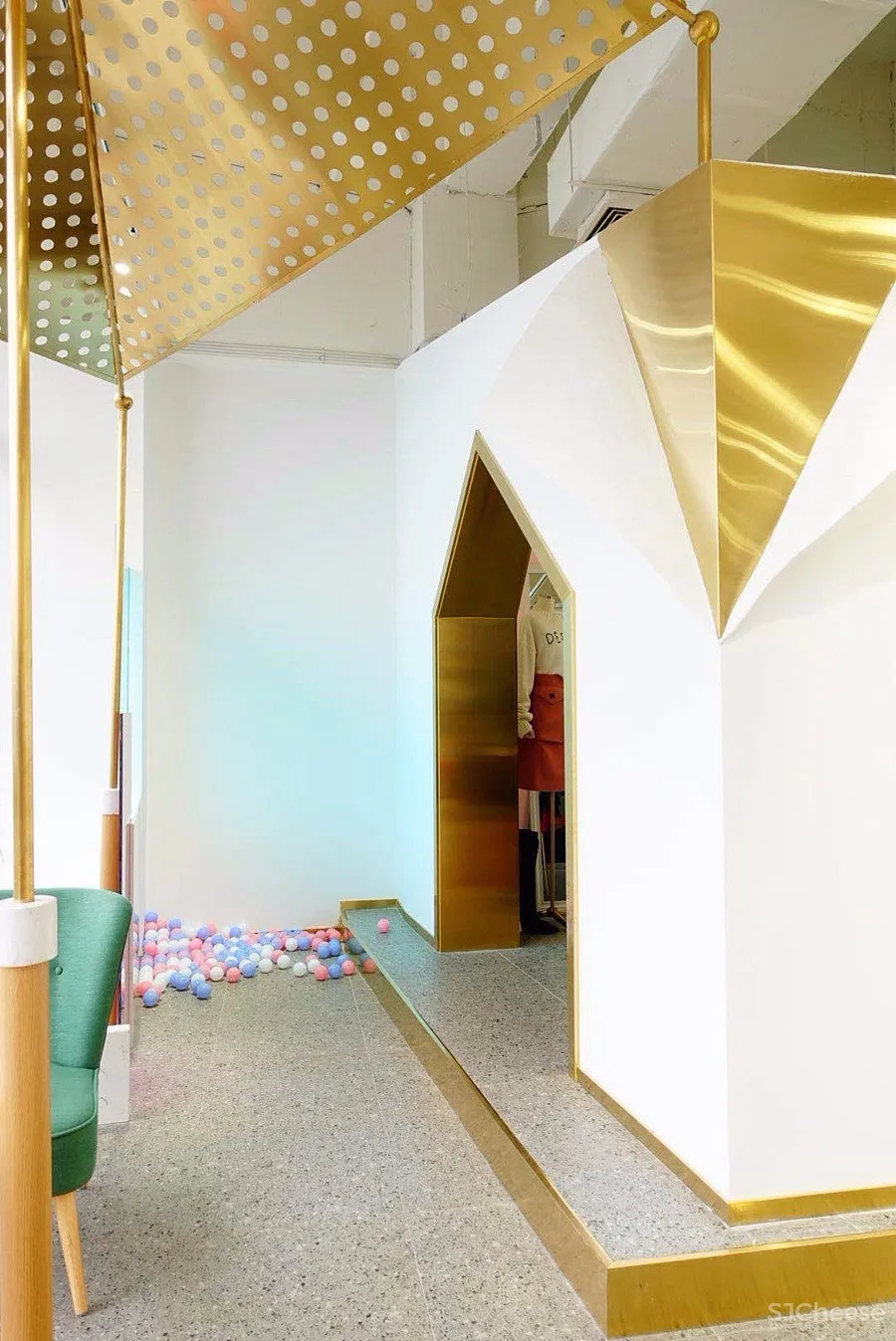 Best & Bestie Will全球设计师集合概念店 | Denny Ho 首