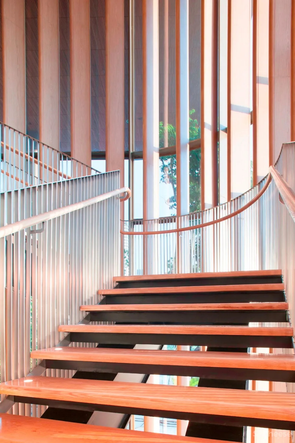 办公融合商业新形态的地标之作•曼谷Gaysorn II