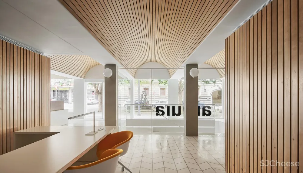 RipollTizon | Arquia Banca品牌参考办公室 首