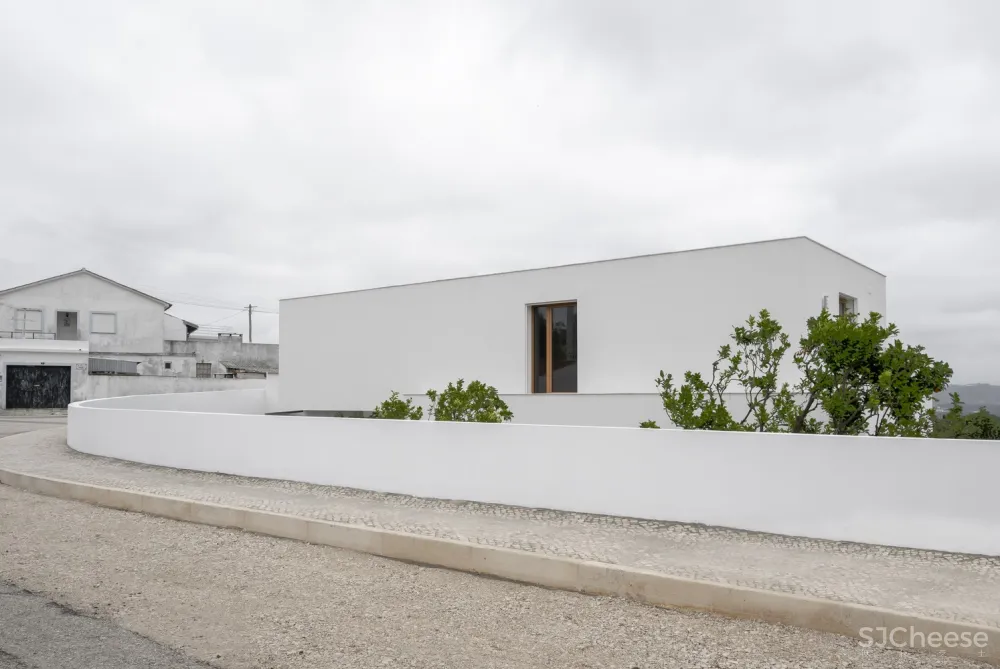 Gonçalo Duarte Pacheco | 葡萄牙南部果园住宅SP House