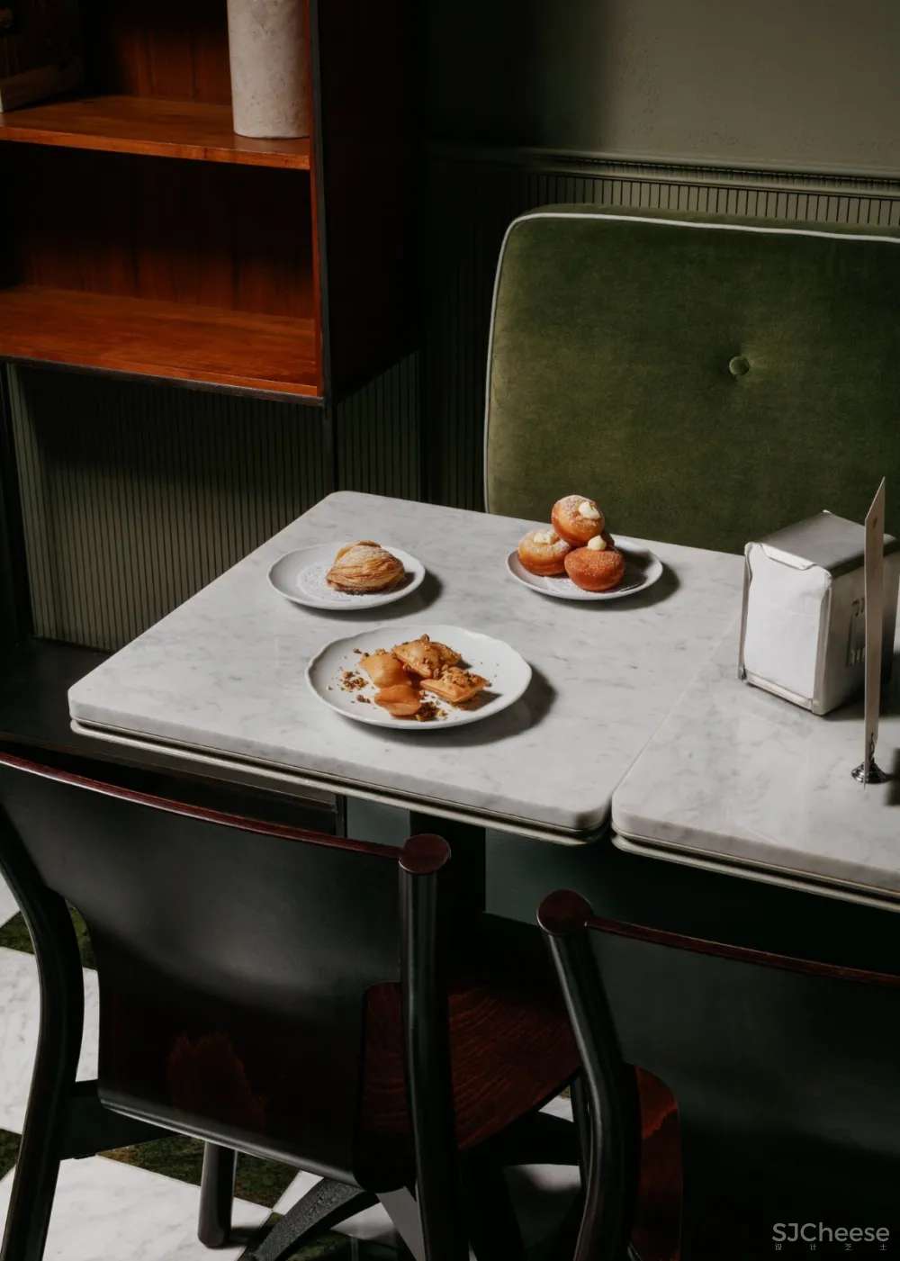 首发 | STE. MARIE ART & DESIGN:加拿大温哥华 LA TANA 咖啡馆