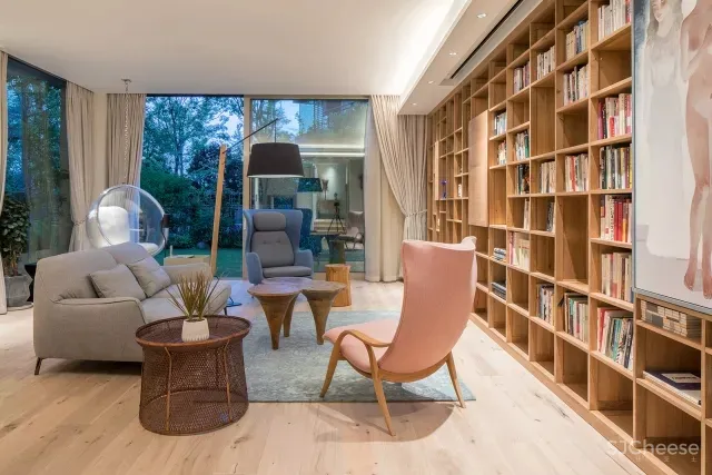 350㎡成都麓湖沉香谷别墅 | 中英致造设计事务所