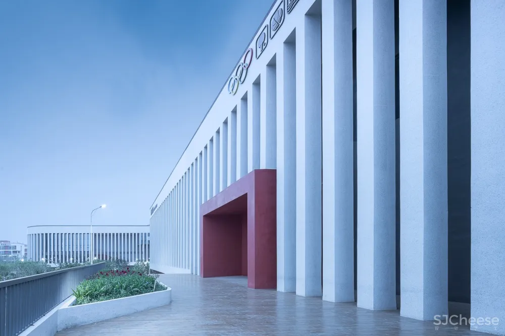 济宁海达行知学校 / 象外营造工作室