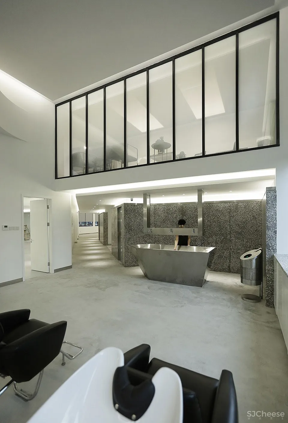 素质传播 | 杭州 维卡博造型商学院 首