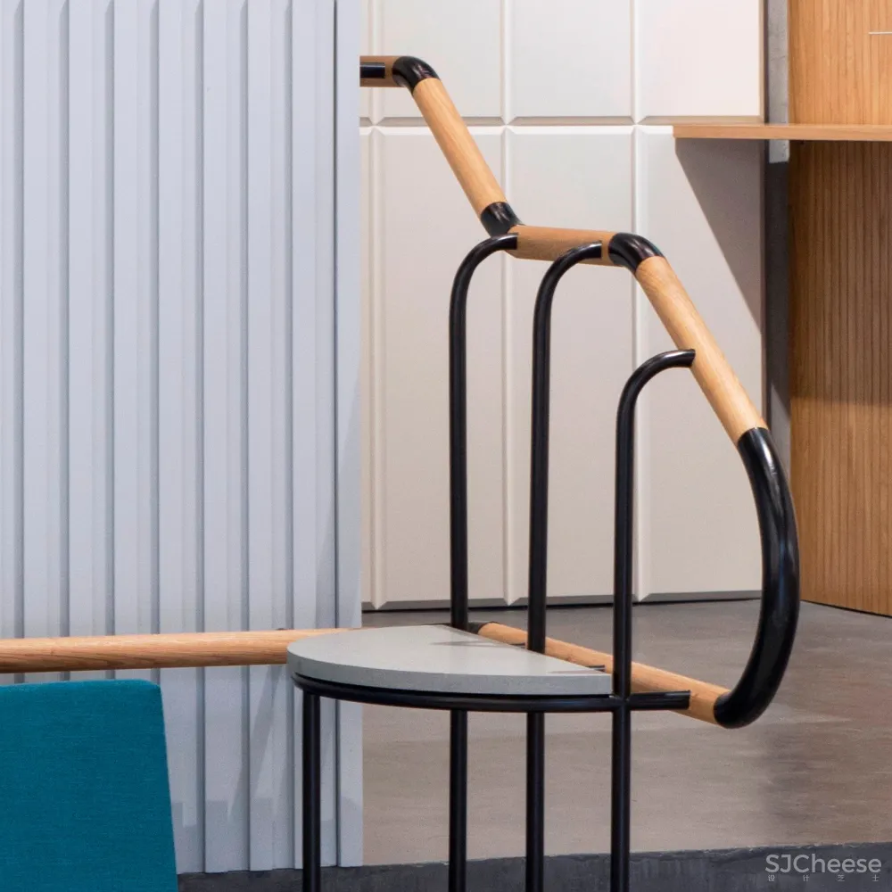 旧烘焙厂改造成的P.Y.E眼镜店 | Facultative Works