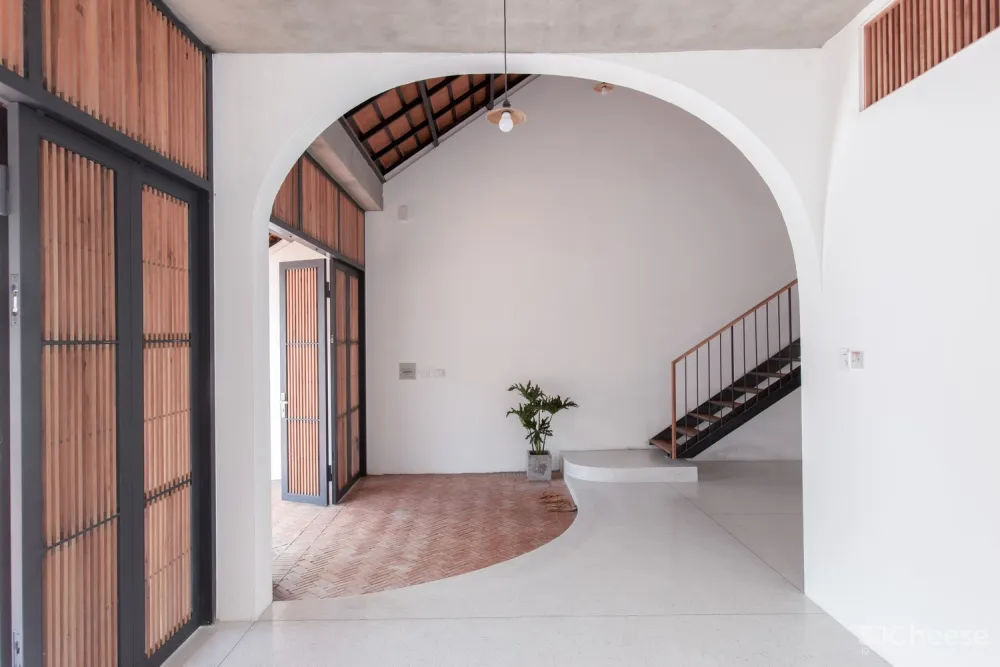 新作 | K59atelier 与自然的和谐相处Tile Roof House 首