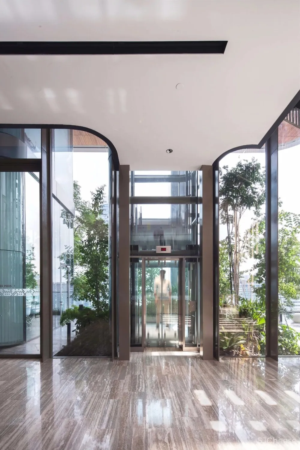 办公融合商业新形态的地标之作•曼谷Gaysorn II