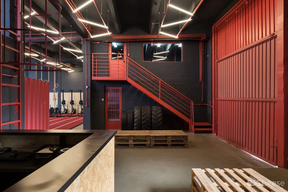 Grupo Nuvem Arquitetura | 汽车车间改造的SuperForce CrossFit健身总部 首