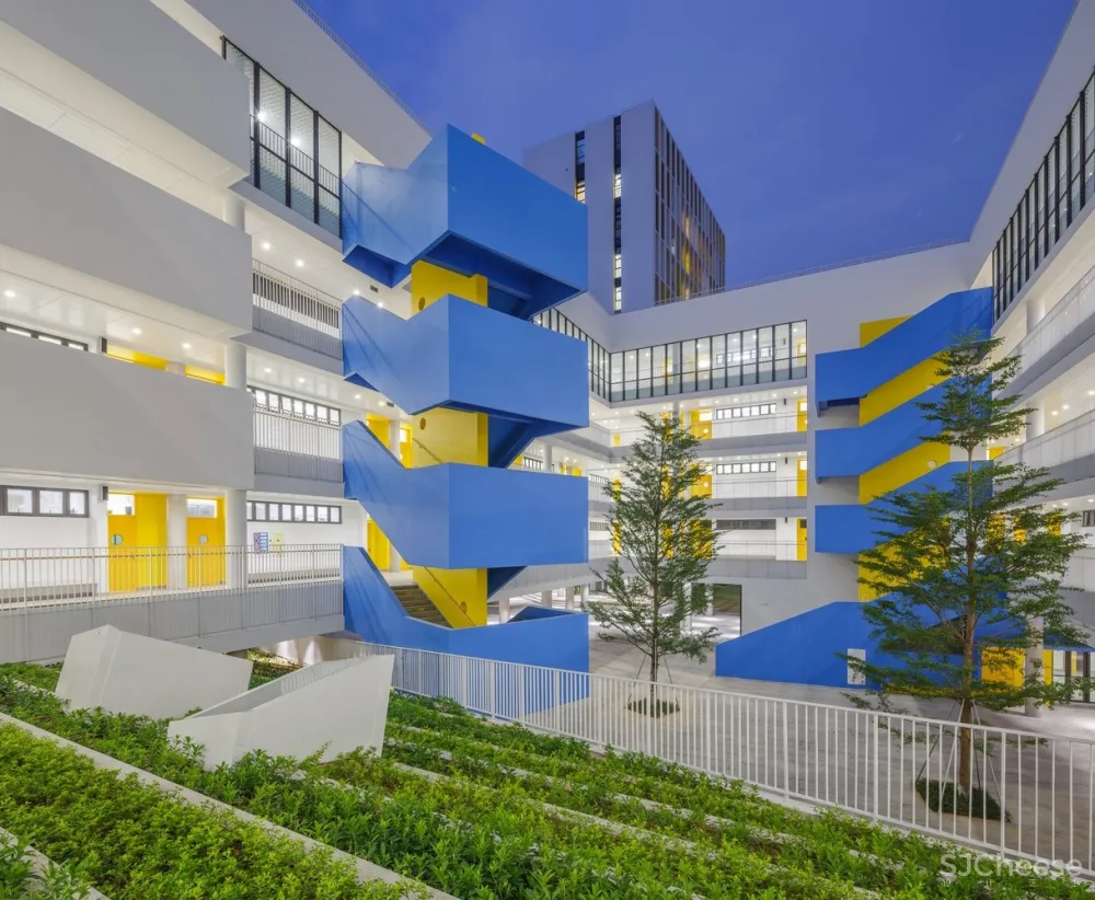 ZHUBO-AAO + H DESIGN | 华中师范大学龙源学校