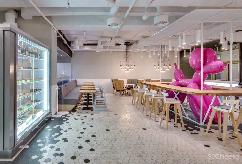 balbek bureau | 基辅法式糕点餐厅 The Cake 首