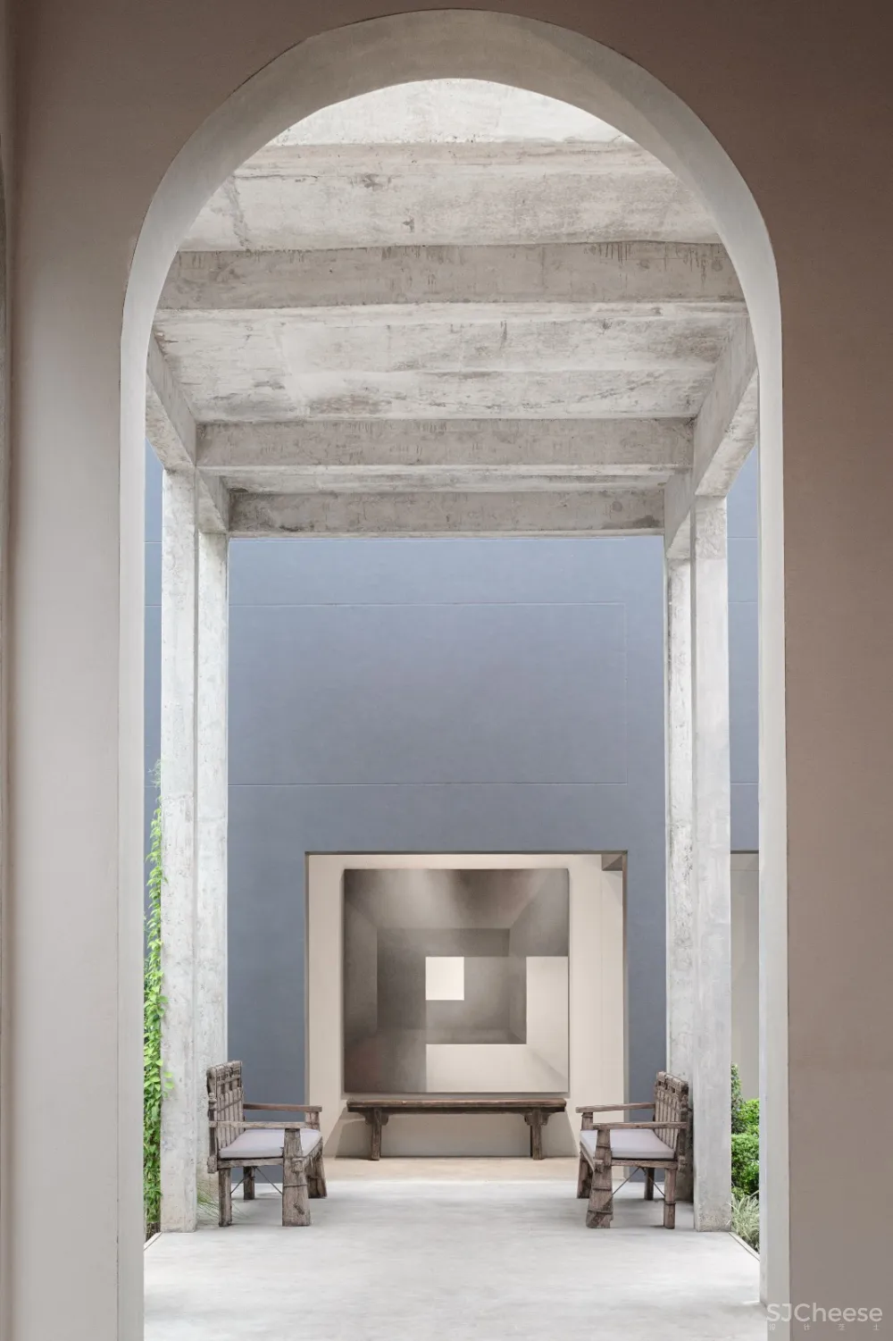 首发 | “现代零售剧场” 泰国清迈三角古玩店 首