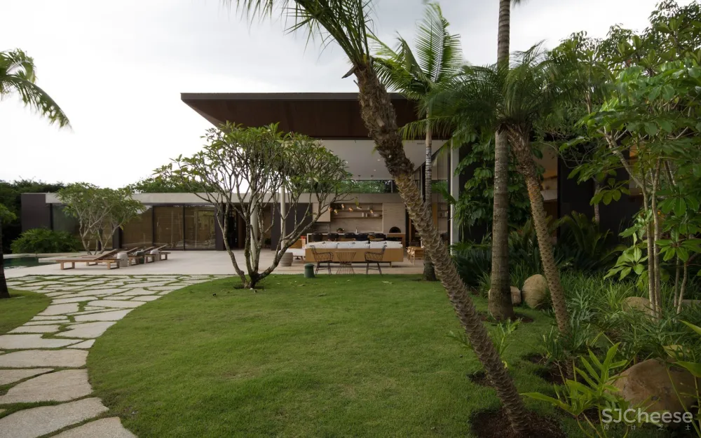 拥有六间套房的巴西自然别墅 | CCB Paineiras