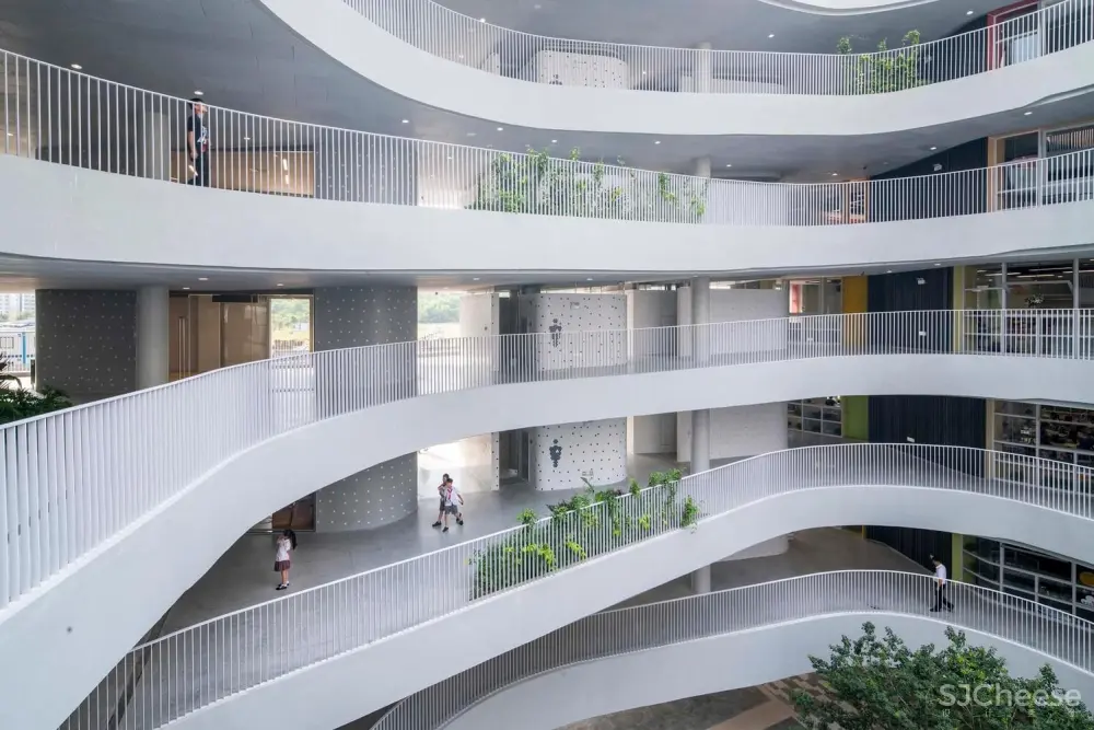 源计划 | 安托山山包概念的深圳红岭实验小学