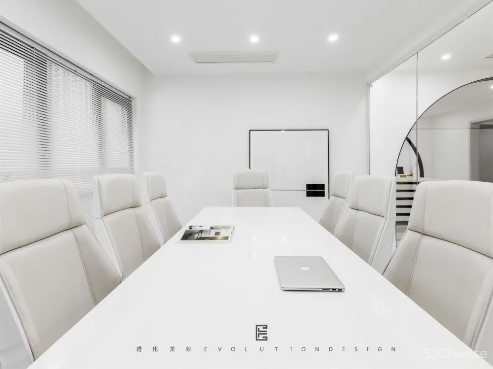 进化新面孔 | 我们有一盒子的光要与你分享