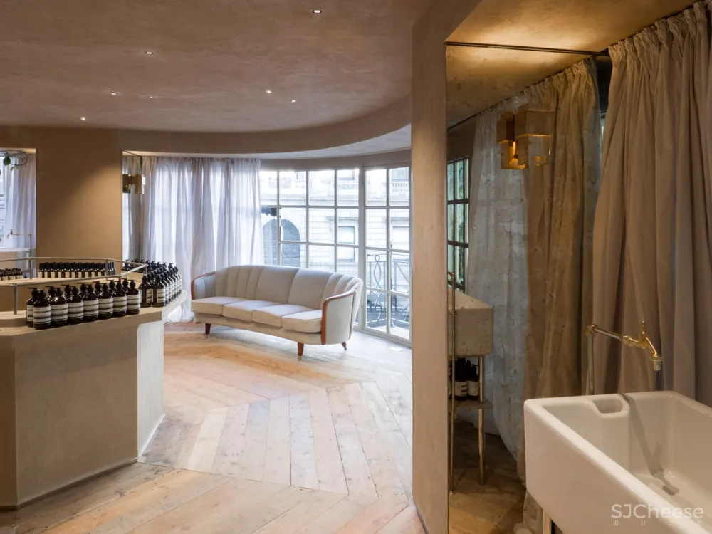 首发 | Aesop专卖店,皮卡迪利商场里充满豪华的氛围商店