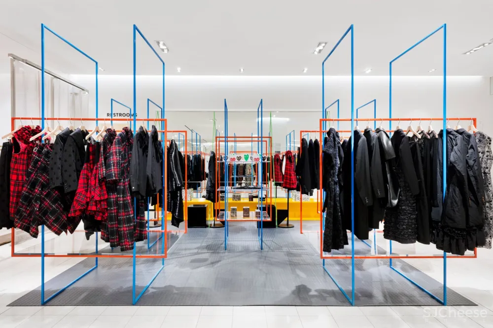 首发 | Steven Harris Architects设计,Nordstrom百货在住宅摩天大楼内开业