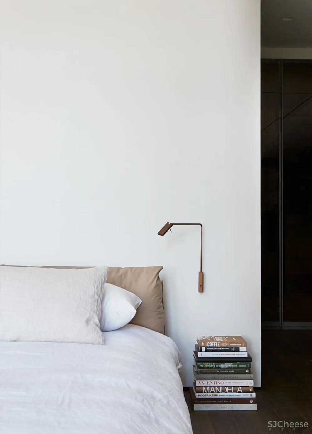 首发 | Hecker Guthrie设计事务所,墨尔本Shou-sugi-ban住宅