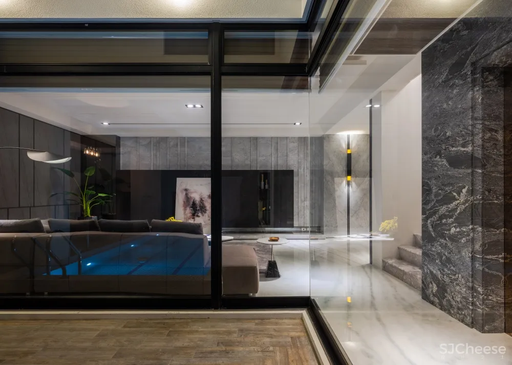 仝育设计 | 回归家的洗炼本质 逸居一座清朗心宅