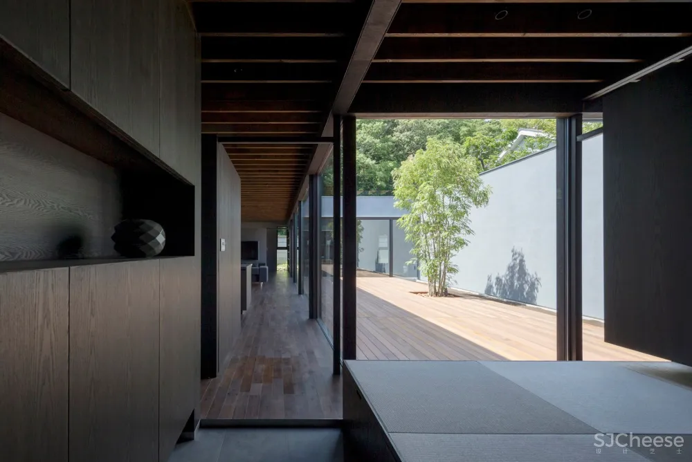 UMBER住宅，日本 / APOLLO