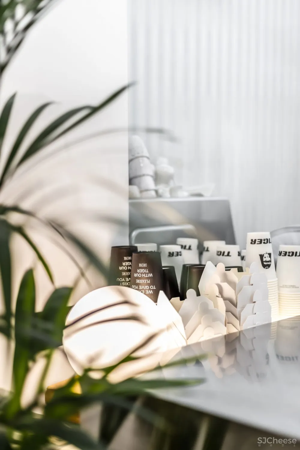 studio SHOVK | 基辅一家亚洲小餐馆