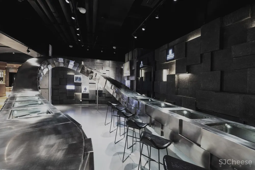 梵誓苏州诚品店 / 平介设计