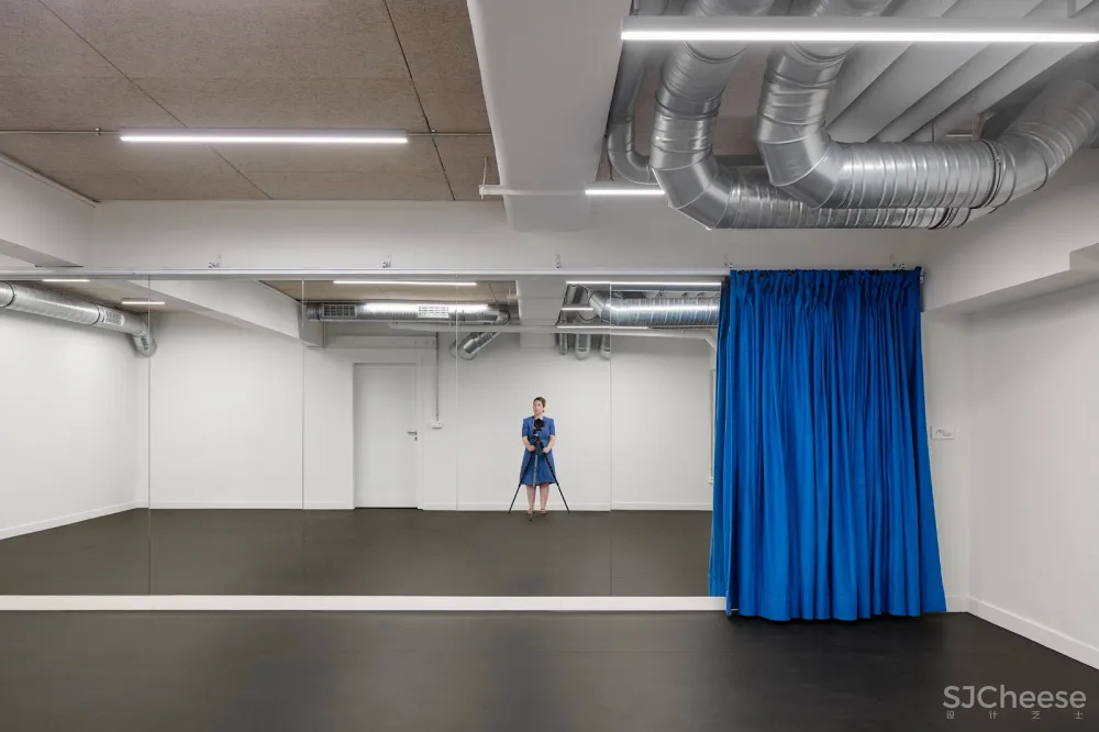 首发 | Septembre设计,法国巴黎Archipelia极简主义住宅