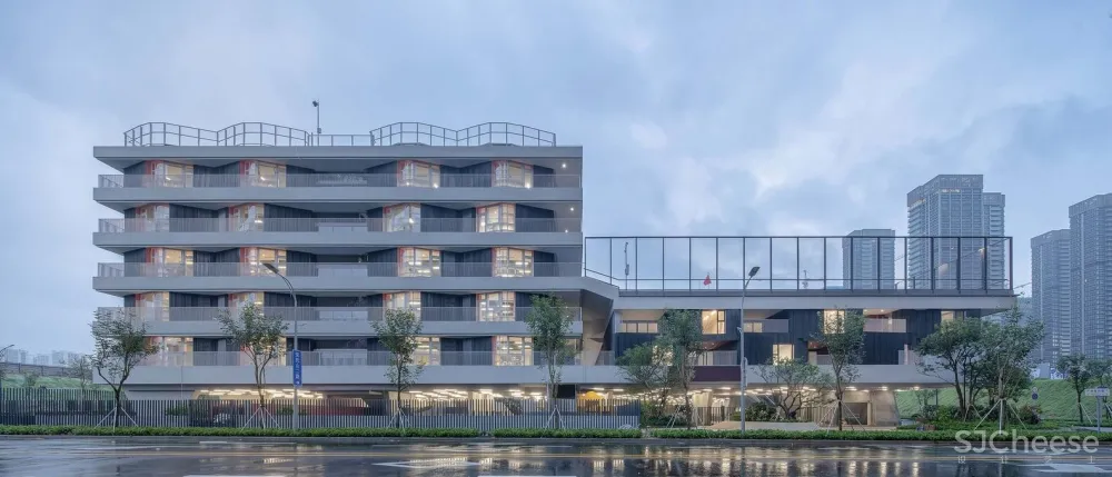 源计划 | 安托山山包概念的深圳红岭实验小学