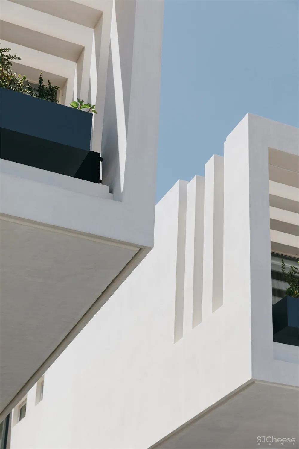 墨西哥度假小镇艺术收藏者的白色沙滩别墅