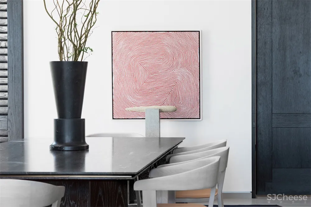 墨西哥度假小镇艺术收藏者的白色沙滩别墅