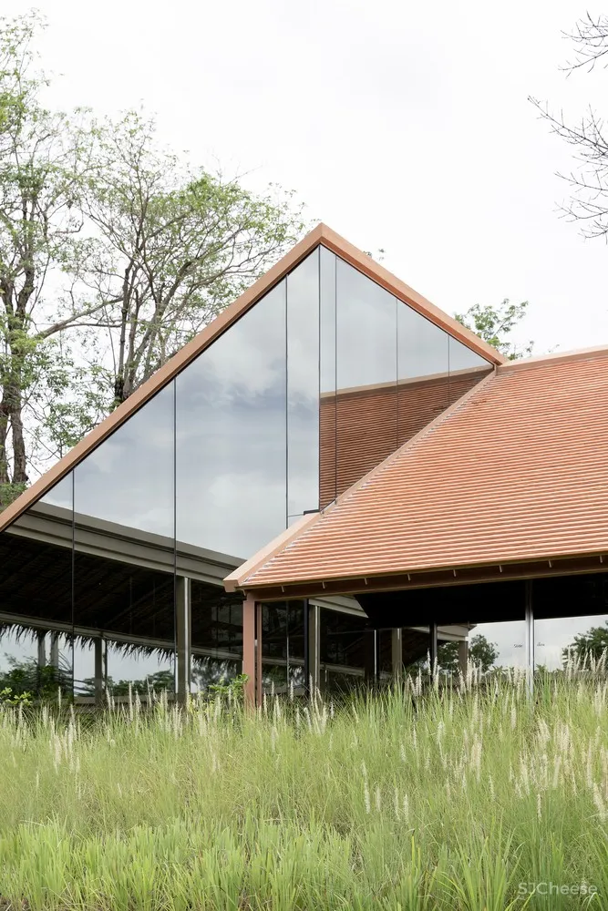 首发 | NITAPROW设计,泰国Patom简约咖啡馆