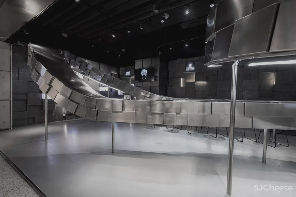 梵誓苏州诚品店 / 平介设计