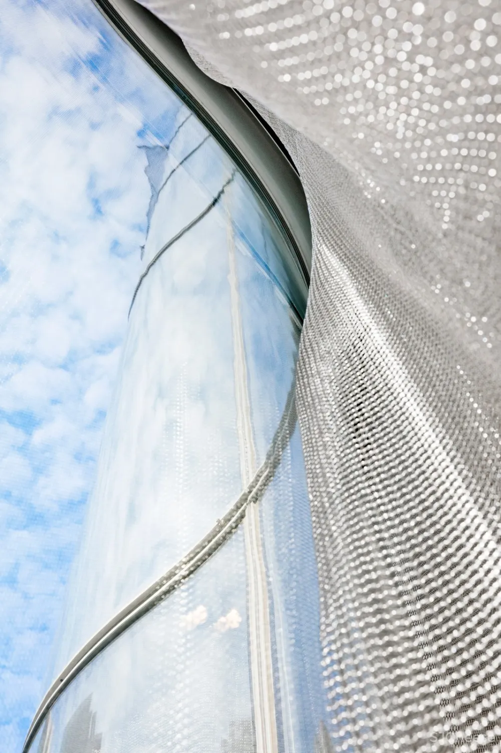 首发 | Steven Harris Architects设计,Nordstrom百货在住宅摩天大楼内开业