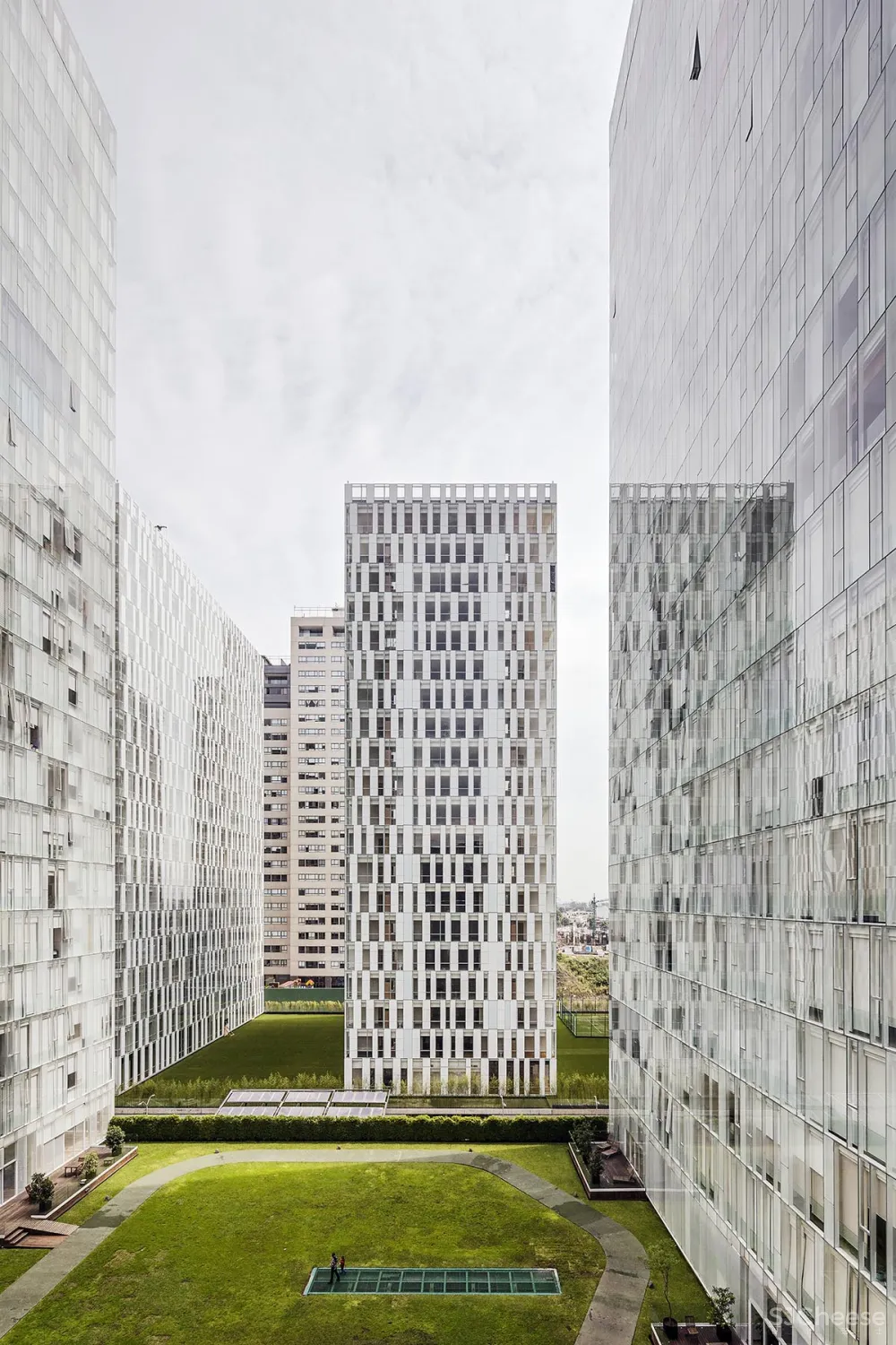 FR-EE | 墨西哥城最大拉美开发项目卡尔索广场