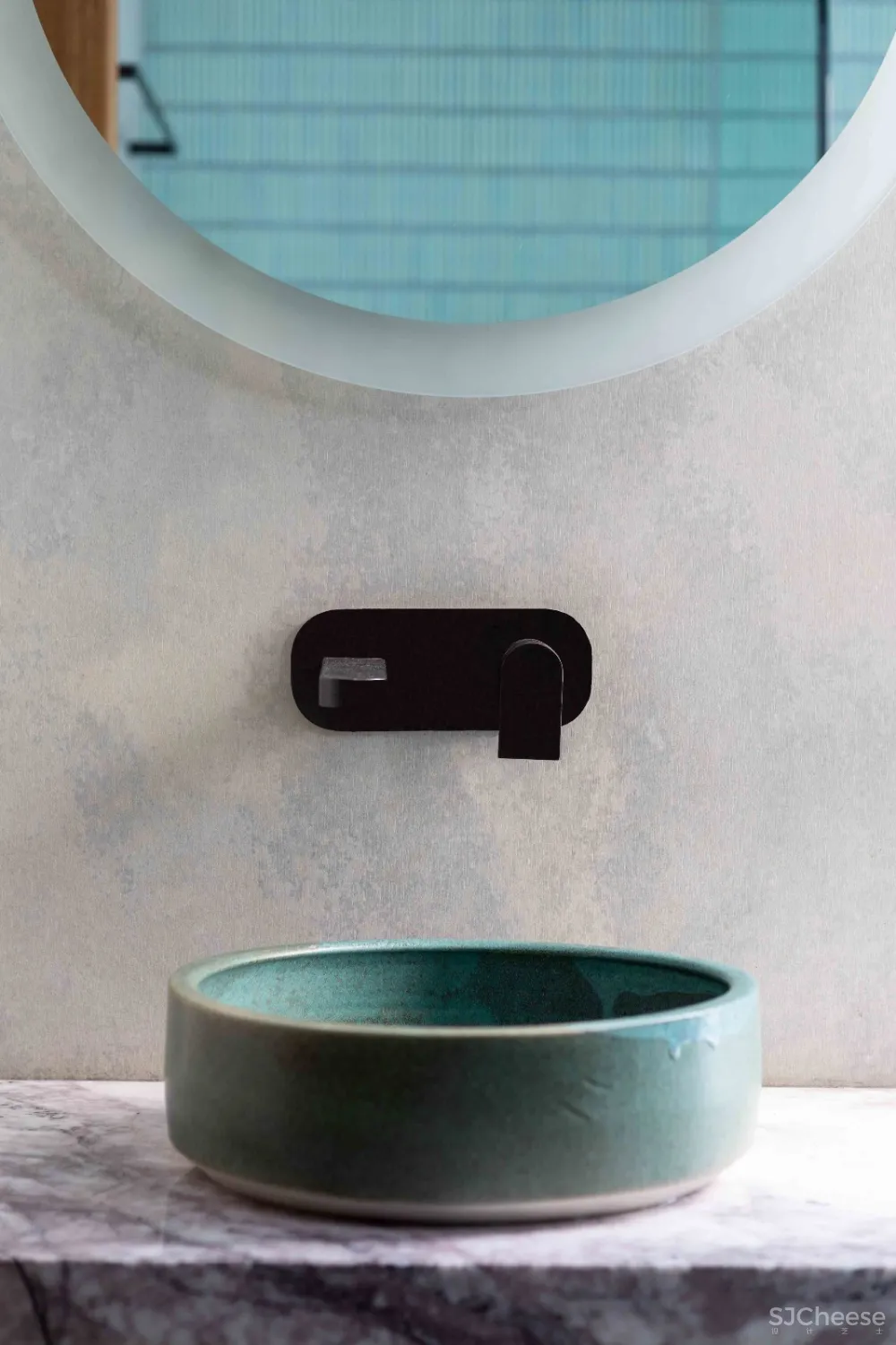 首发 | CplusC Architecture Firm事务所,市中心的丛林小屋