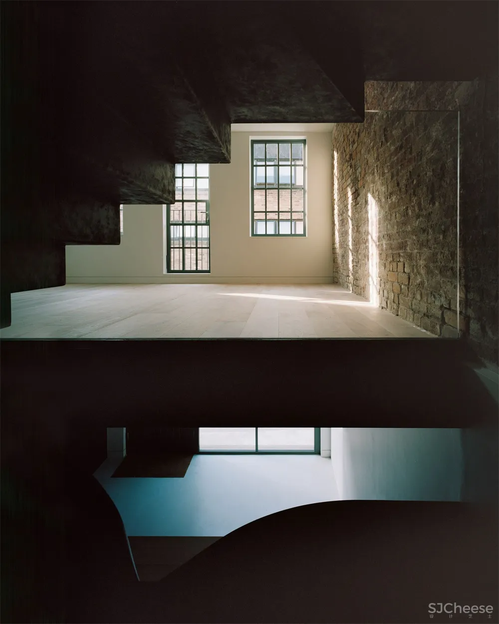 Tasou Associates | 伦敦小仓库改造阳光办公室