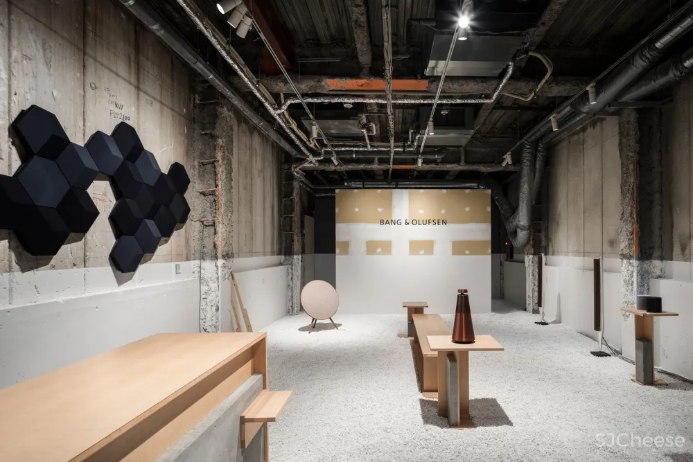 首发 | Yusuke Seki设计,京都Bang&Olufsen音响电子快闪店