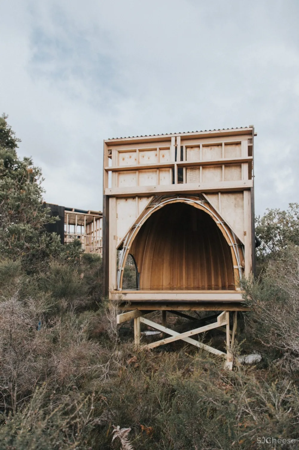 最新 | TAYLOR AND HINDS ARCHITECTS,塔斯马尼亚威廉山的克拉卡尼·卢米住宅