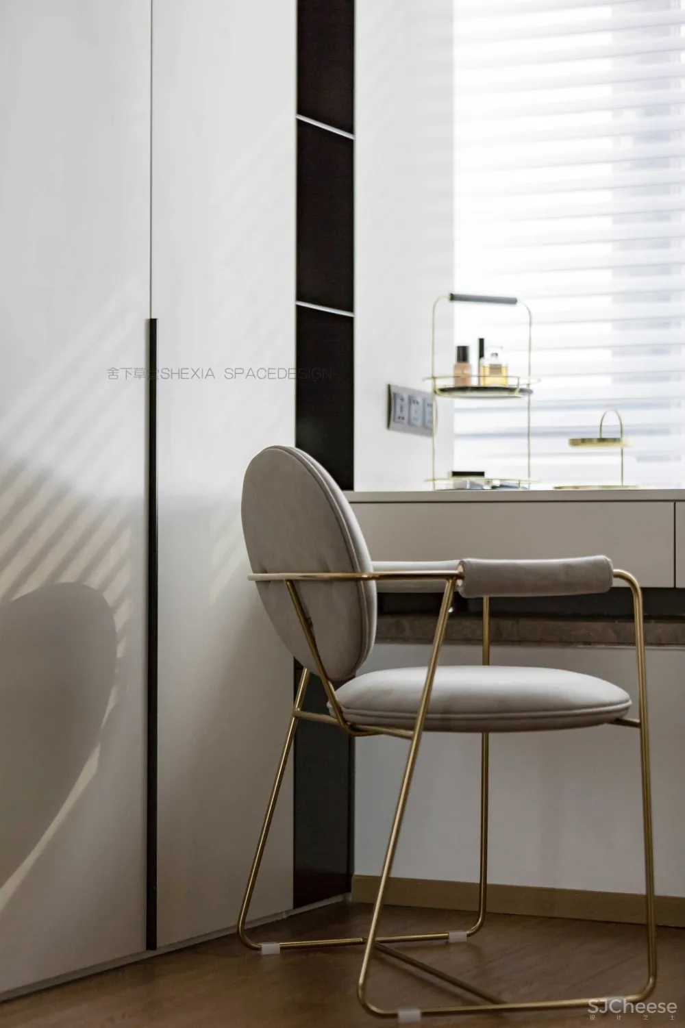 舍下草堂实景新作| 半岛