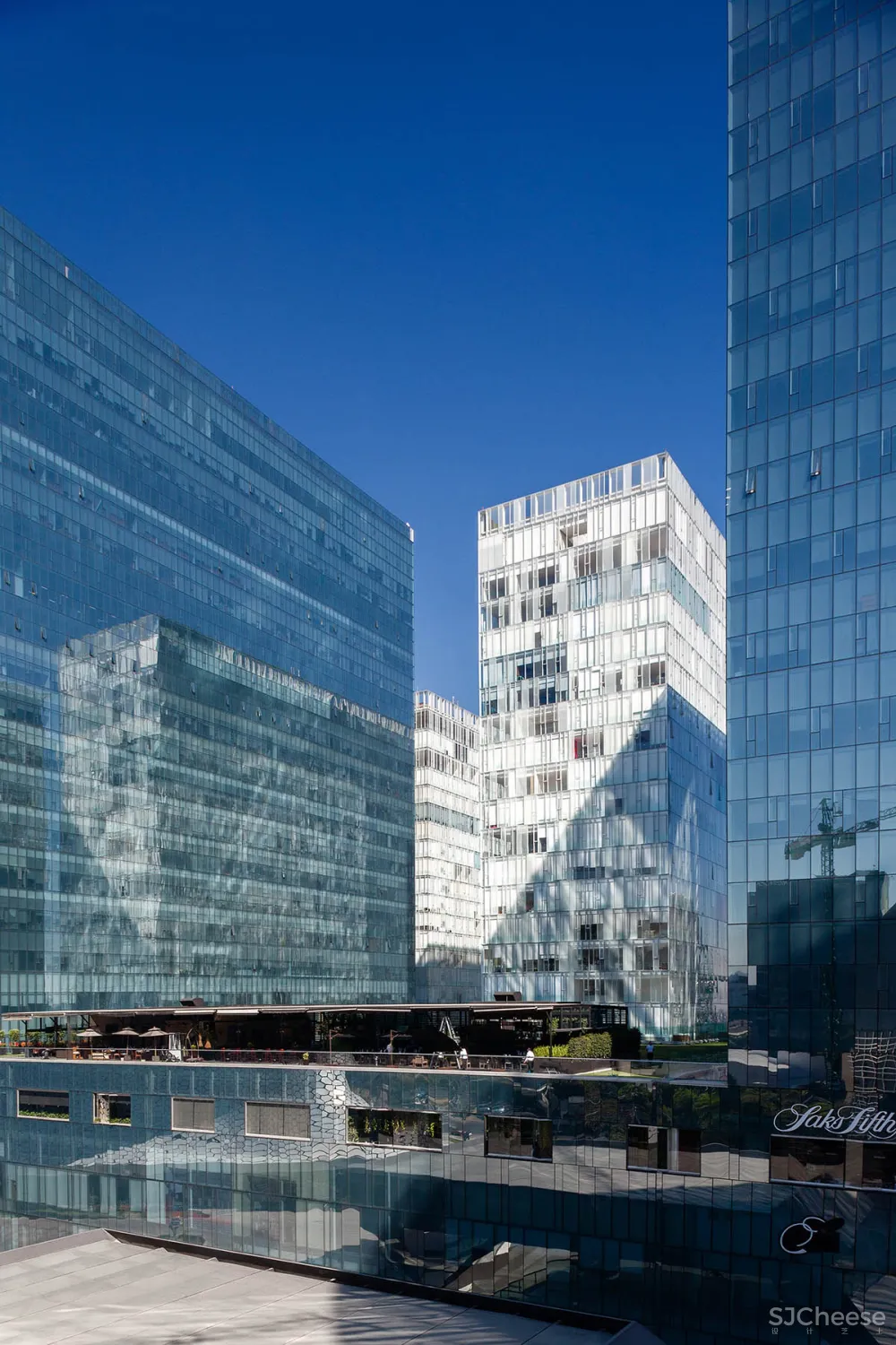 FR-EE | 墨西哥城最大拉美开发项目卡尔索广场