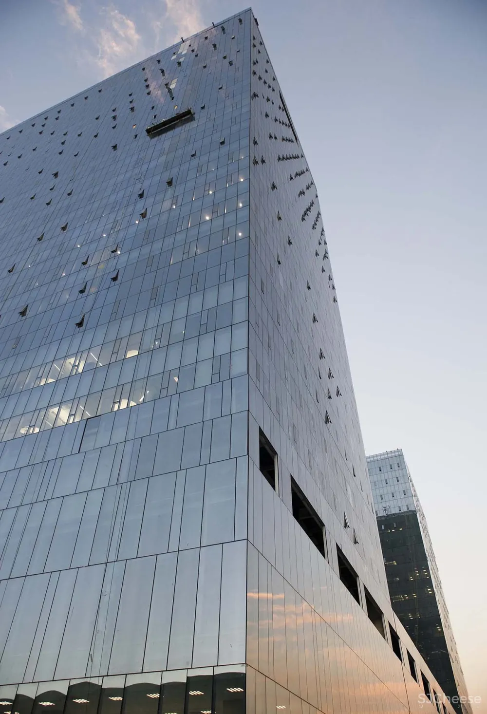 FR-EE | 墨西哥城最大拉美开发项目卡尔索广场