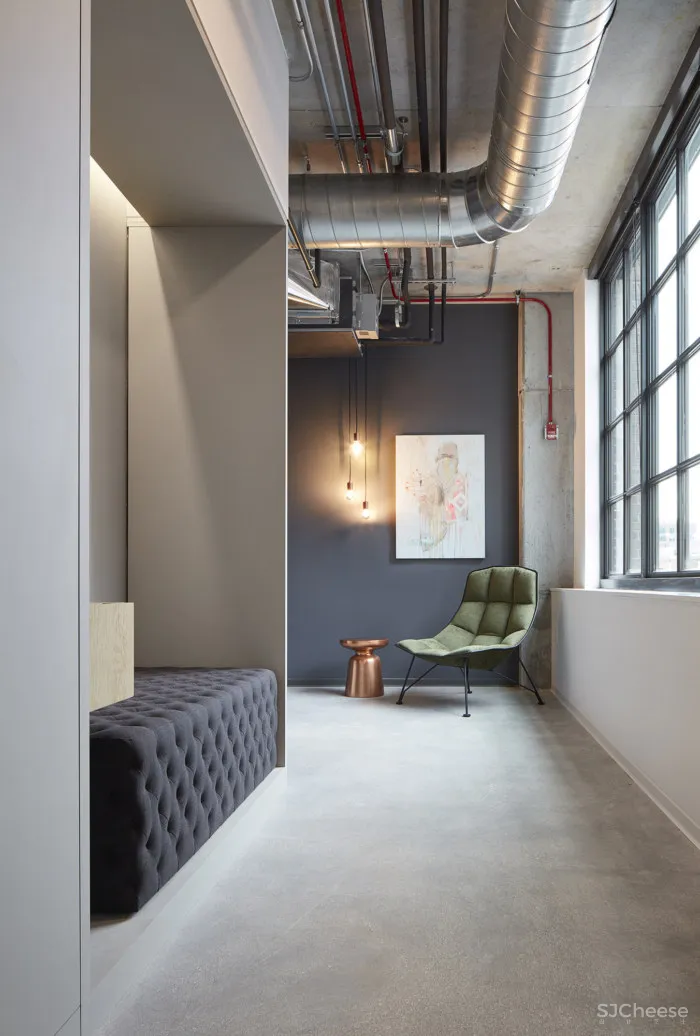 Lamar Johnson | 芝加哥一家贸易公司办公室