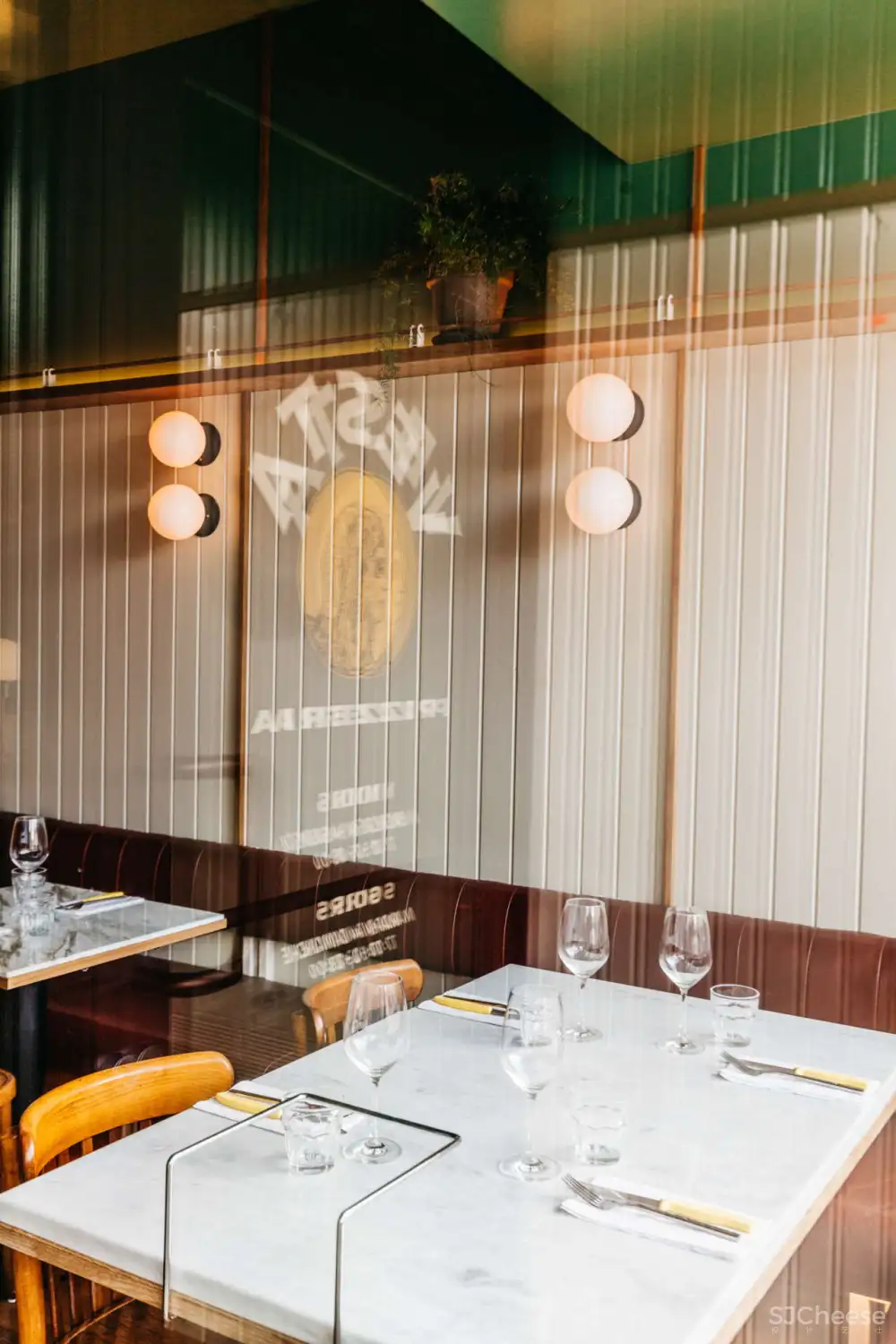 MRDK | 加拿大Vesta纽约风味披萨店