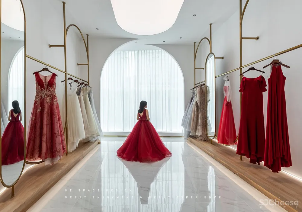 最新 | 季意空间设计,卡斯婚纱CassBridal国际婚纱一品CG店