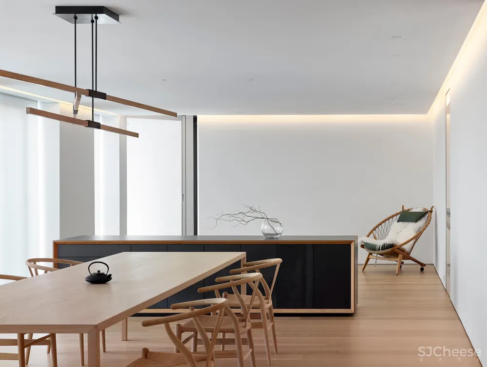 约克维尔公寓套房,多伦多 / Akb Architects