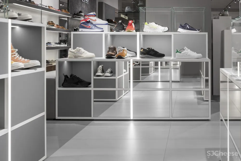 i29 | 荷兰De Bijenkorf奢侈品百货商店