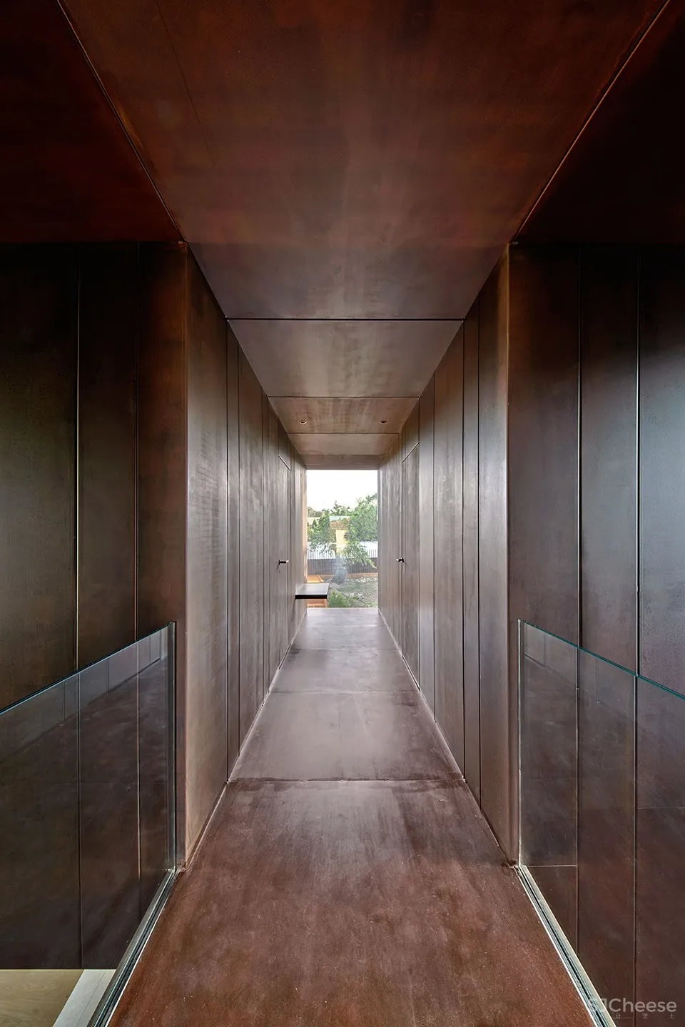 新作 | 画廊住宅,西班牙 / Raúl Sánchez Architects