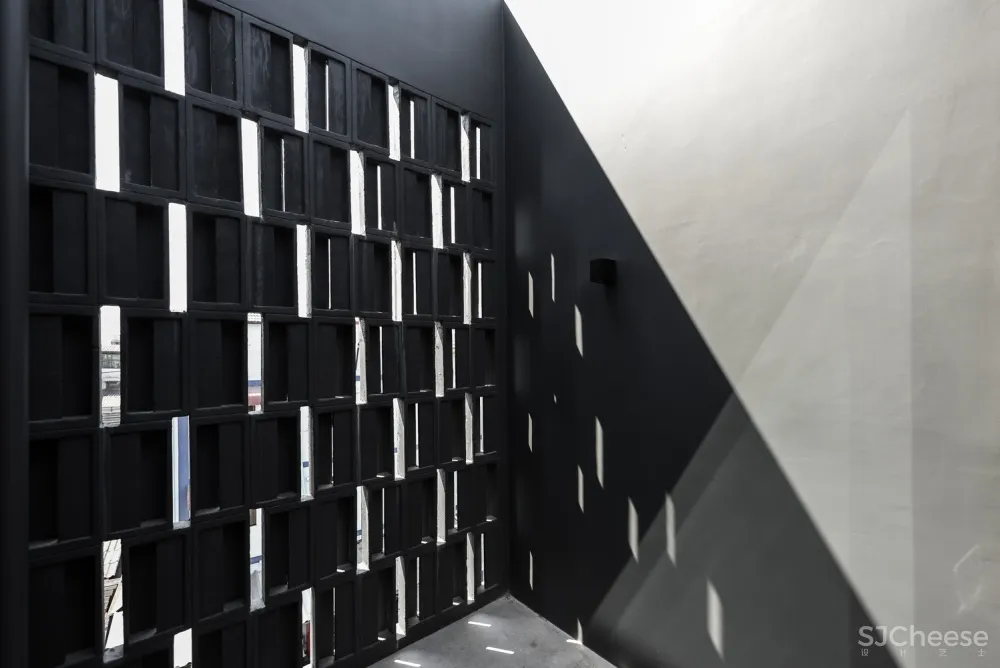 首发 | Wat Kuptawatin + Kanit Kuptawatin设计，泰国曼谷 House 41住宅