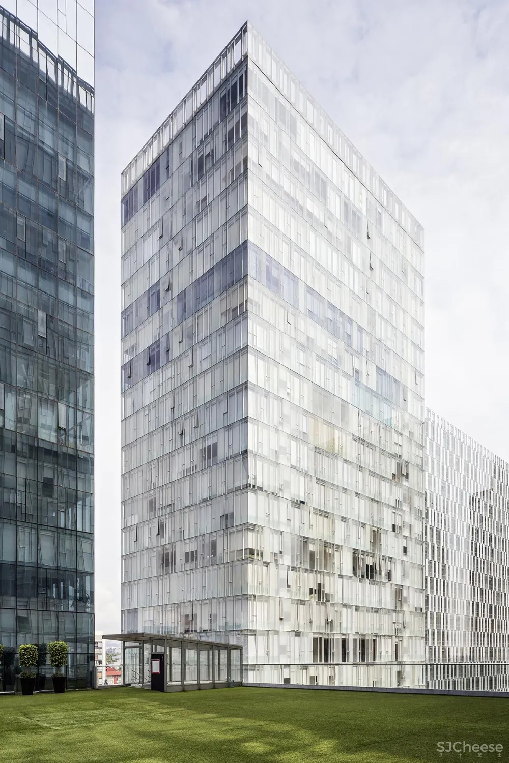 FR-EE | 墨西哥城最大拉美开发项目卡尔索广场