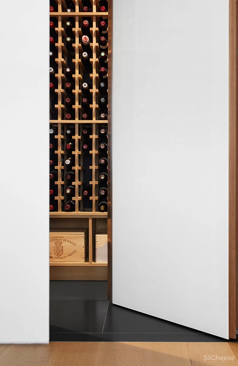 约克维尔公寓套房,多伦多 / Akb Architects